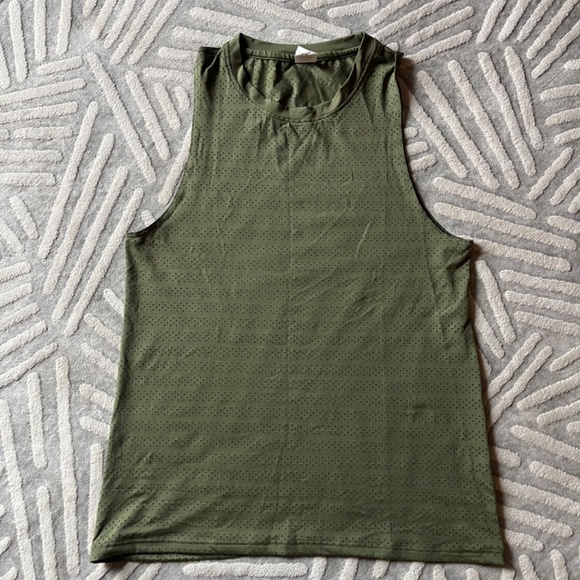 Zyia Tank - Picture 2 of 3